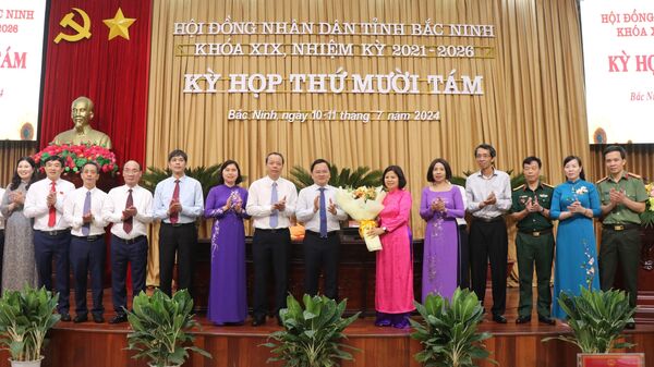 Bắc Ninh: Miễn nhiệm chức danh Chủ tịch HĐND tỉnh và UBND tỉnh Bắc Ninh - Sputnik Việt Nam