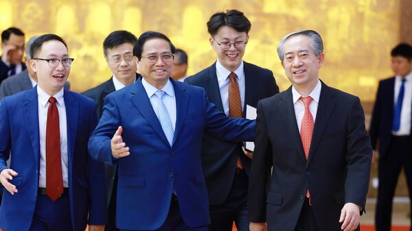 Thủ tướng tiếp Đại sứ Trung Quốc Hùng Ba đến chào từ biệt - Sputnik Việt Nam
