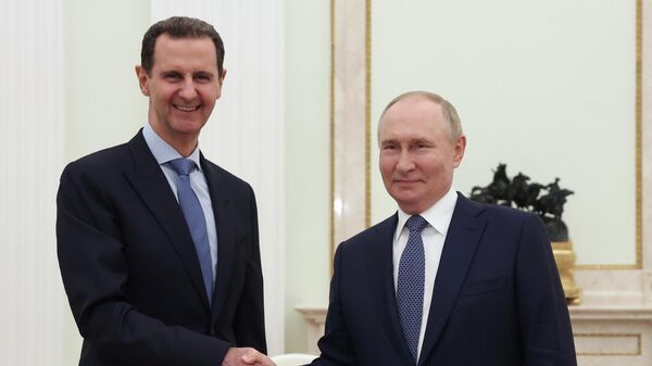 Tổng thống Nga Vladimir Putin và Tổng thống Syria Bashar Assad
 - Sputnik Việt Nam