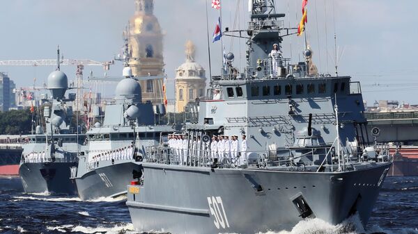 Duyệt binh của Hải quân Nga diễn ra tại St. Petersburg