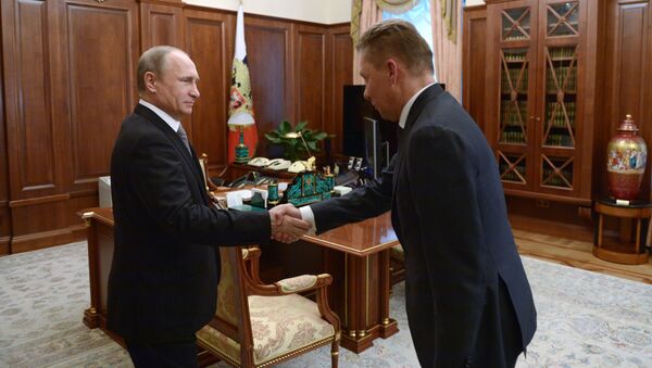 Tổng thống Nga Vladimir Putin  và người đứng đầu Tập đoàn “Gazprom” ông Alexei Miller - Sputnik Việt Nam