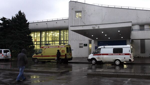 Xe cứu thương tại sân bay Rostov-na-Donu - Sputnik Việt Nam