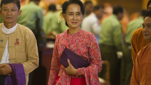 Cựu cố vấn nhà nước của Myanmar, người đoạt giải Nobel Aung San Suu Kyi. - Sputnik Việt Nam