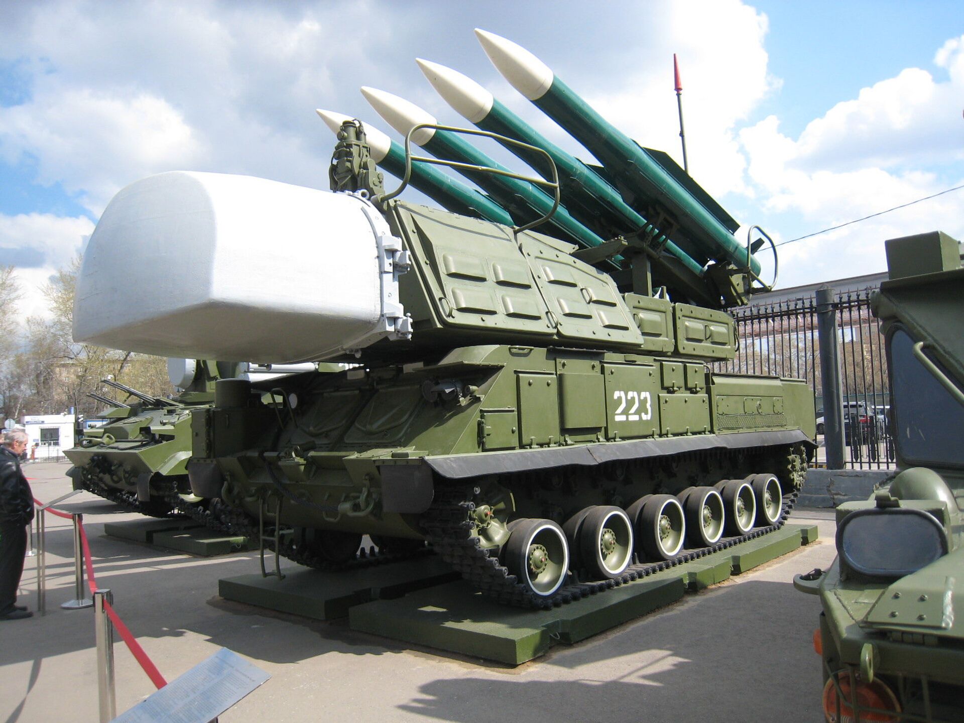 Ý kiến chính trị gia: Tại sao Ukraina chuyển hệ thống tên lửa phòng không Buk tới biên giới với Nga? - Sputnik Việt Nam, 1920, 22.07.2021