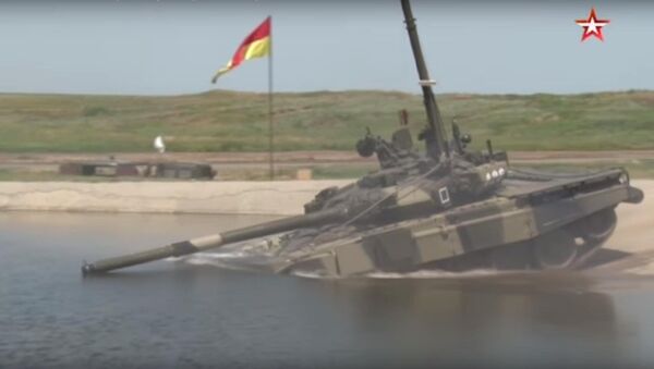 Xe tăng  ngầm dưới nước - Sputnik Việt Nam