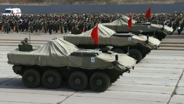 BTR bánh lốp hạng trung “Boomerang” trong thời gian diễn tập Duyệt binh mừng Chiến thắng ở ngoại ô Matxcơva - Sputnik Việt Nam
