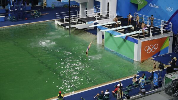 Bể bơi dành cho các VĐV nhảy cầu Olympic - Sputnik Việt Nam