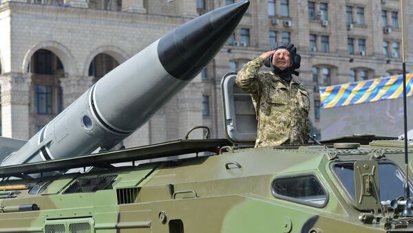 Hệ thống tên lửa 9K79 Tochka-U của lực lượng vũ trang Ukraina - Sputnik Việt Nam