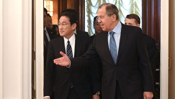 Глава МИД РФ С. Лавров встретился с главой МИД Японии Ф. Кисидой - Sputnik Việt Nam