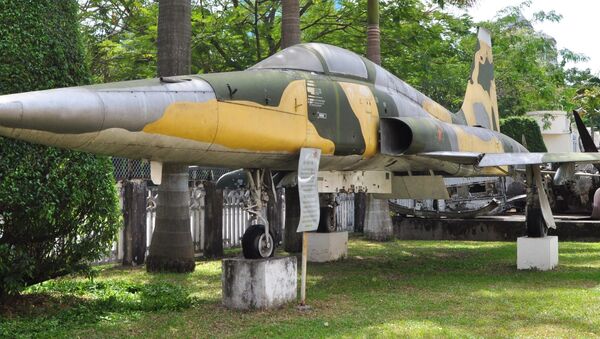 Máy bay tiêm kích chiến đấu F5E trong Bảo tàng Thành phố Hồ Chí Minh - Sputnik Việt Nam