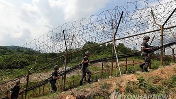 Binh lính Hàn Quốc tuần tra ở biên giới - Sputnik Việt Nam