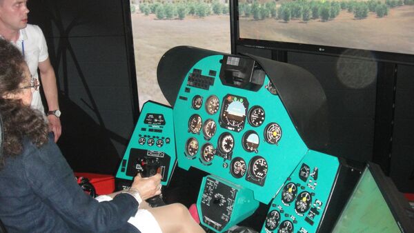 Khí cụ bay tập luyện của phi công trực thăng, sản phẩm của  Nhóm Kronstadt”. - Sputnik Việt Nam