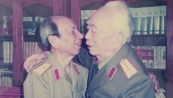 Tướng Giáp và Tướng Nhạ - Sputnik Việt Nam