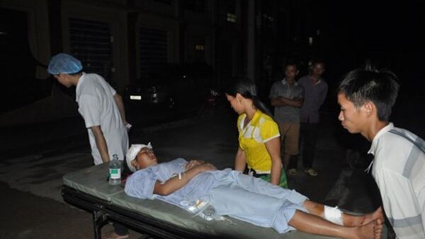 Các nạn nhân bị thương được đưa về Bệnh viện đa khoa Nghĩa Lộ cấp cứu. - Sputnik Việt Nam