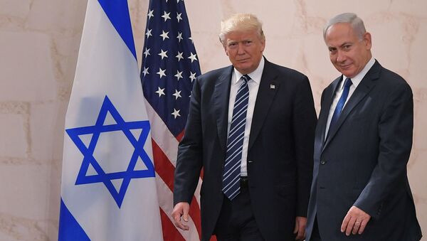 Tổng thống Hoa Kỳ Donald Trump với Thủ tướng Israel Benjamin Netanyahu - Sputnik Việt Nam