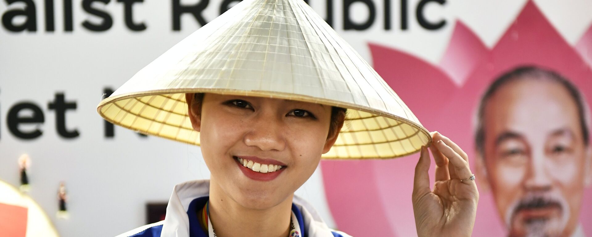 Nữ đại biểu Việt Nam tham gia Festival Thanh niên và Sinh viên thế giới lần thứ XIX tại Sochi. - Sputnik Việt Nam, 1920, 14.01.2023