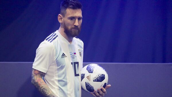Messi giới thiệu quả bóng chính thức của World Cup 2018 - Sputnik Việt Nam