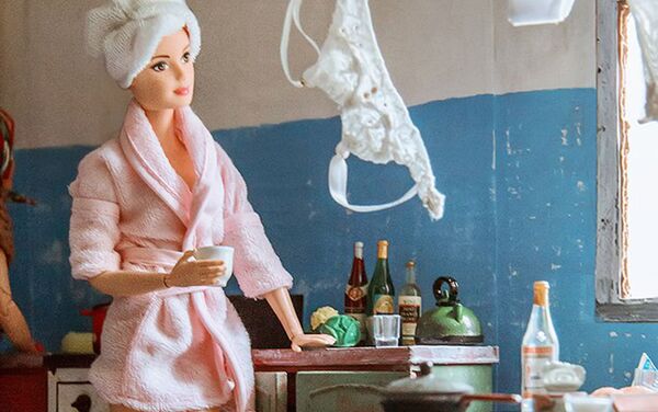 Cuộc sống của Barbie và Ken trong căn hộ kiểu Liên Xô - Sputnik Việt Nam