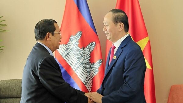 Chủ tịch nước Trần Đại Quang tiếp Thủ tướng Campuchia Samdech Techo Hun Sen - Sputnik Việt Nam