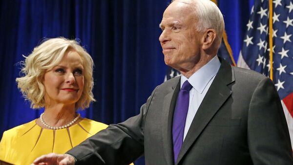 Cindy McCain - vợ của John McCain - Sputnik Việt Nam