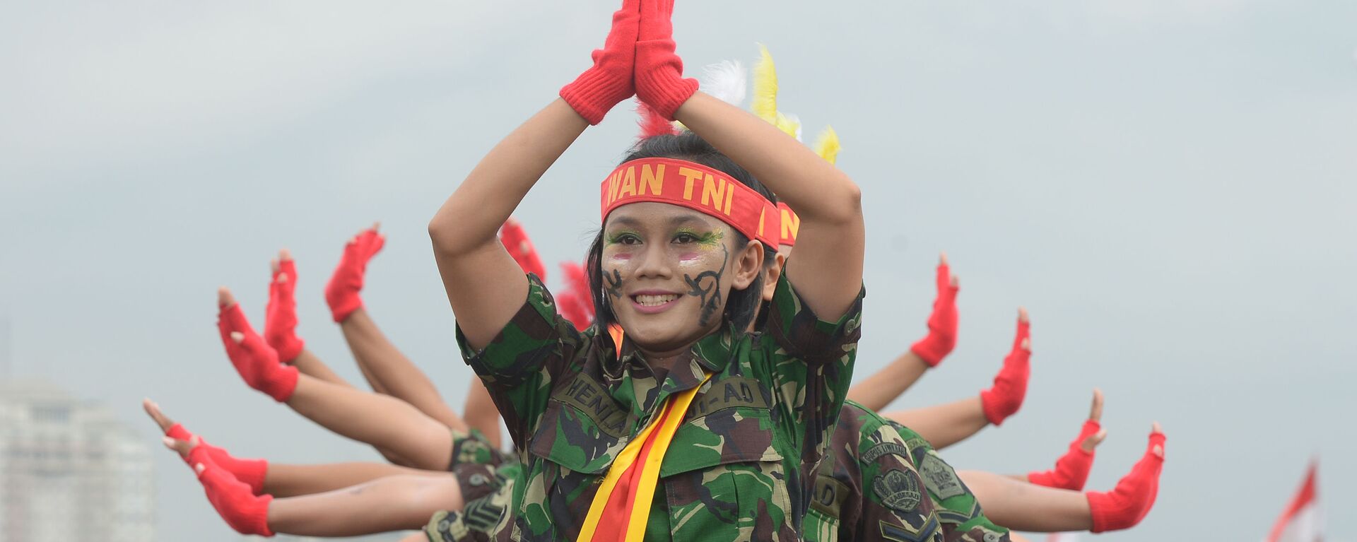 Nữ binh sĩ quân đội Indonesia - Sputnik Việt Nam, 1920, 08.08.2021