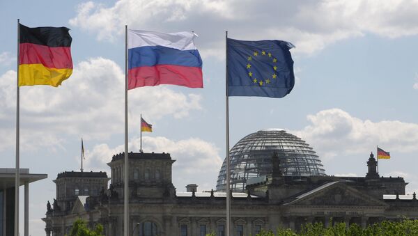 Флаги Германии, России и ЕС - Sputnik Việt Nam