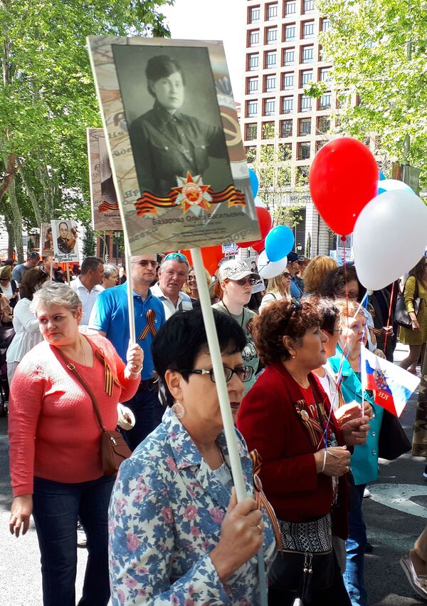 Những người tham gia hành động “Trung đoàn Bất tử” ở Madrid, Tây Ban Nha - Sputnik Việt Nam