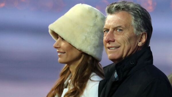 Tổng thống Argentina Mauricio Macri và vợ Juliana Awada - Sputnik Việt Nam