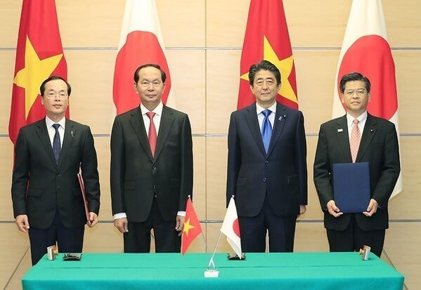 Chủ tịch nước Trần Đại Quang hội đàm với Thủ tướng Nhật Bản Shinzo Abe - Sputnik Việt Nam