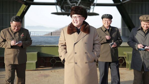 Lãnh đạo CHDCND Triều Tiên Kim Jong-un ở bãi thử Sohae - Sputnik Việt Nam