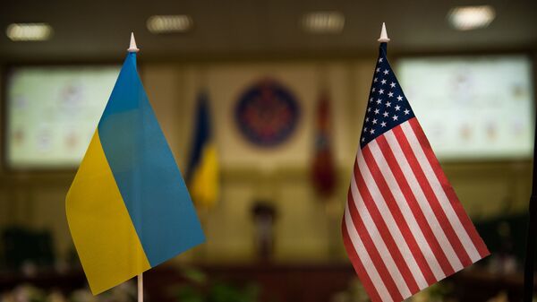 Флаги Украины и США - Sputnik Việt Nam