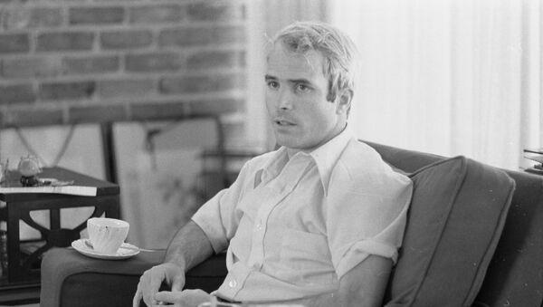 John McCain, năm 1973 - Sputnik Việt Nam