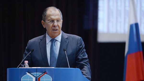 Bộ trưởng Ngoại giao Nga Sergei Lavrov phát biểu với các sinh viên tại trường MGIMO - Sputnik Việt Nam