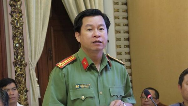 Thượng tá Nguyễn Quang Thắng – Phó trưởng Phòng Tham mưu Công an TP.HCM trả lời báo chí. - Sputnik Việt Nam