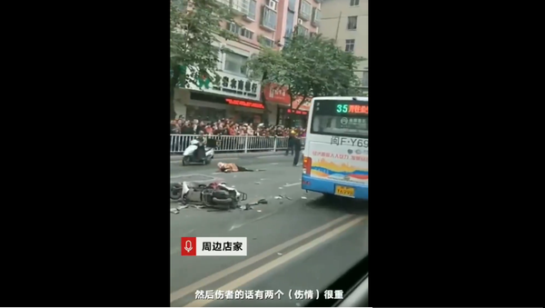 Cướp xe bus khiến 26 người thương vong ở Trung Quốc - Sputnik Việt Nam