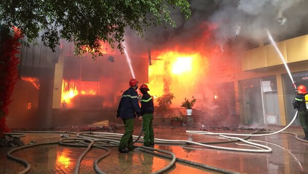 Nghệ An: Cháy lớn tại trung tâm thành phố Vinh - Sputnik Việt Nam