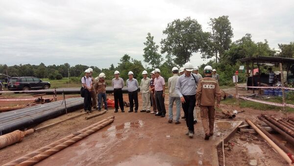 Lãnh đạo Tập đoàn Vinachem kiểm tra tiến độ thực hiện Dự án Khai thác và chế biến muối mỏ tại Lào - Sputnik Việt Nam
