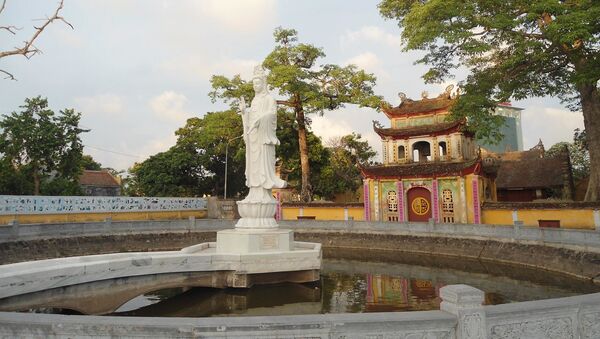 Khuôn viên chùa Trung Hành - Sputnik Việt Nam