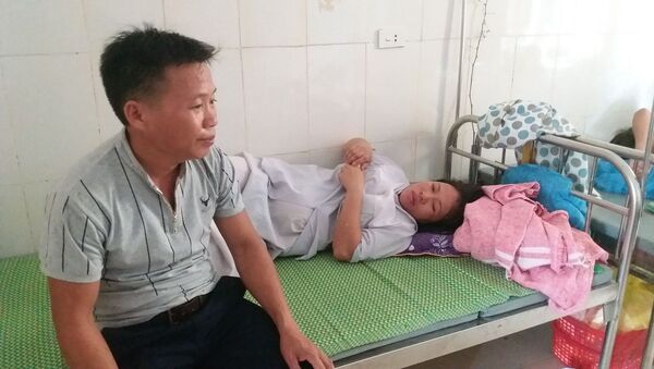 Vợ chồng anh Chiến thất thần, đau đớn trước cái chết của con trai - Sputnik Việt Nam