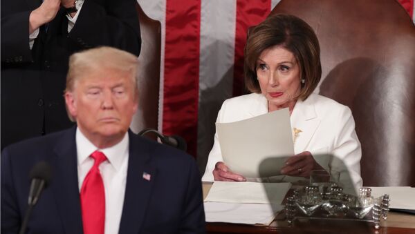 Tổng thống Mỹ Donald Trump và Chủ tịch Hạ viện Nancy Pelosi - Sputnik Việt Nam