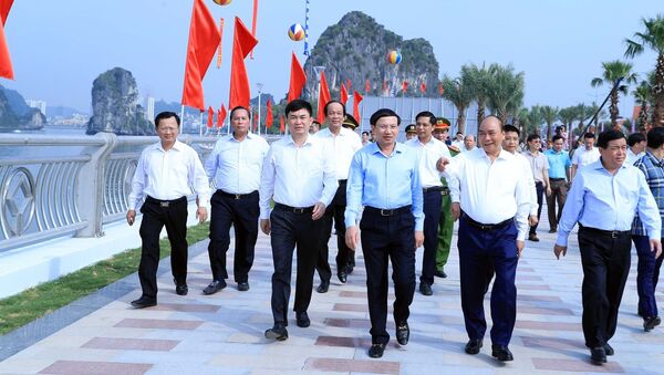Thủ tướng Nguyễn Xuân Phúc và các đại biểu tại Lễ khánh thành - Sputnik Việt Nam
